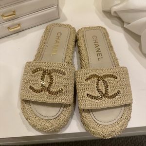Chanel Slides